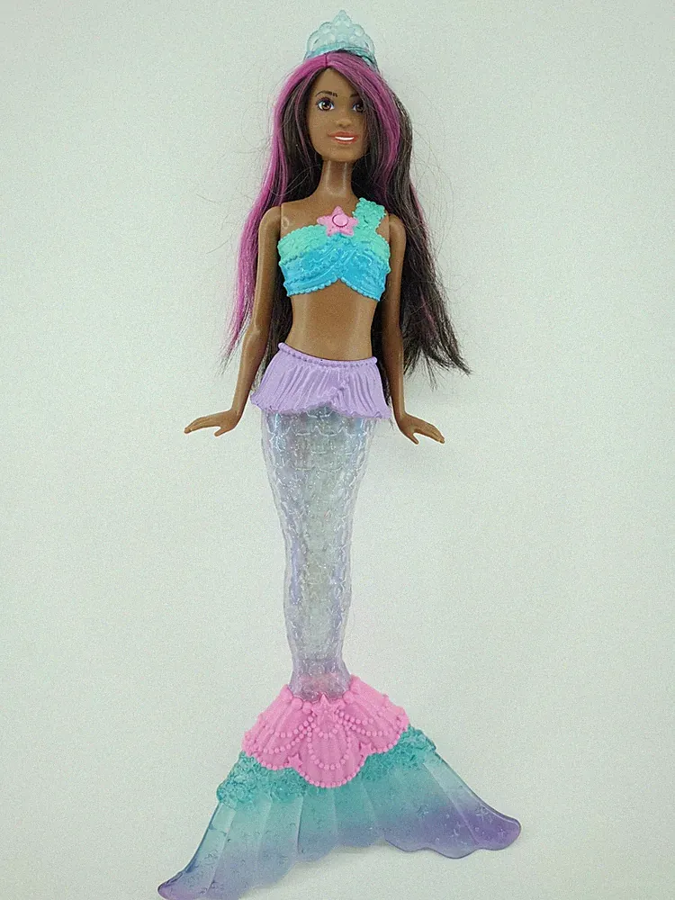Barbie HDJ37 Dreamtopia Meerjungfrau Puppe 34cm ohne elektrische Funktionen