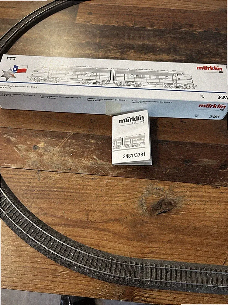 Märklin H0 3481 Diesel-elektrische Lokomotive Typ EMD F 7 Texas & Pacific Wechse